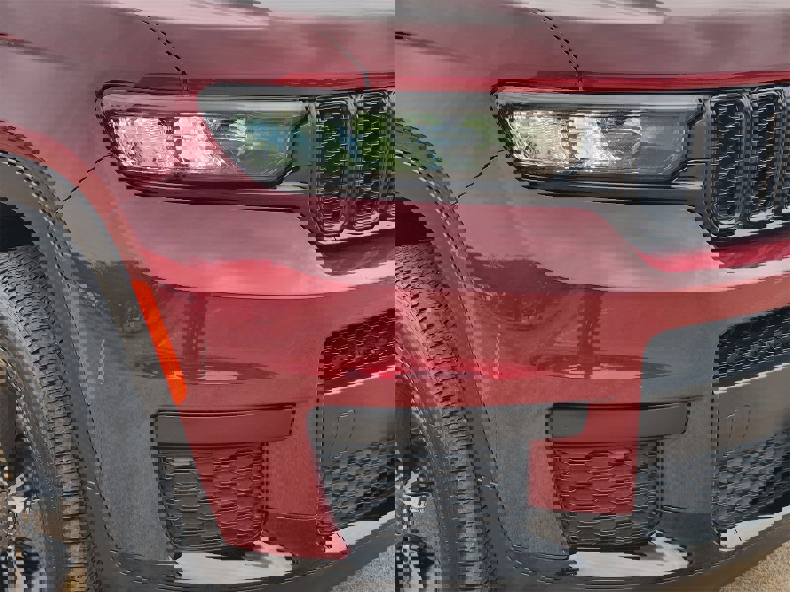 Certified 2024 Jeep Grand Cherokee L Laredo image 11