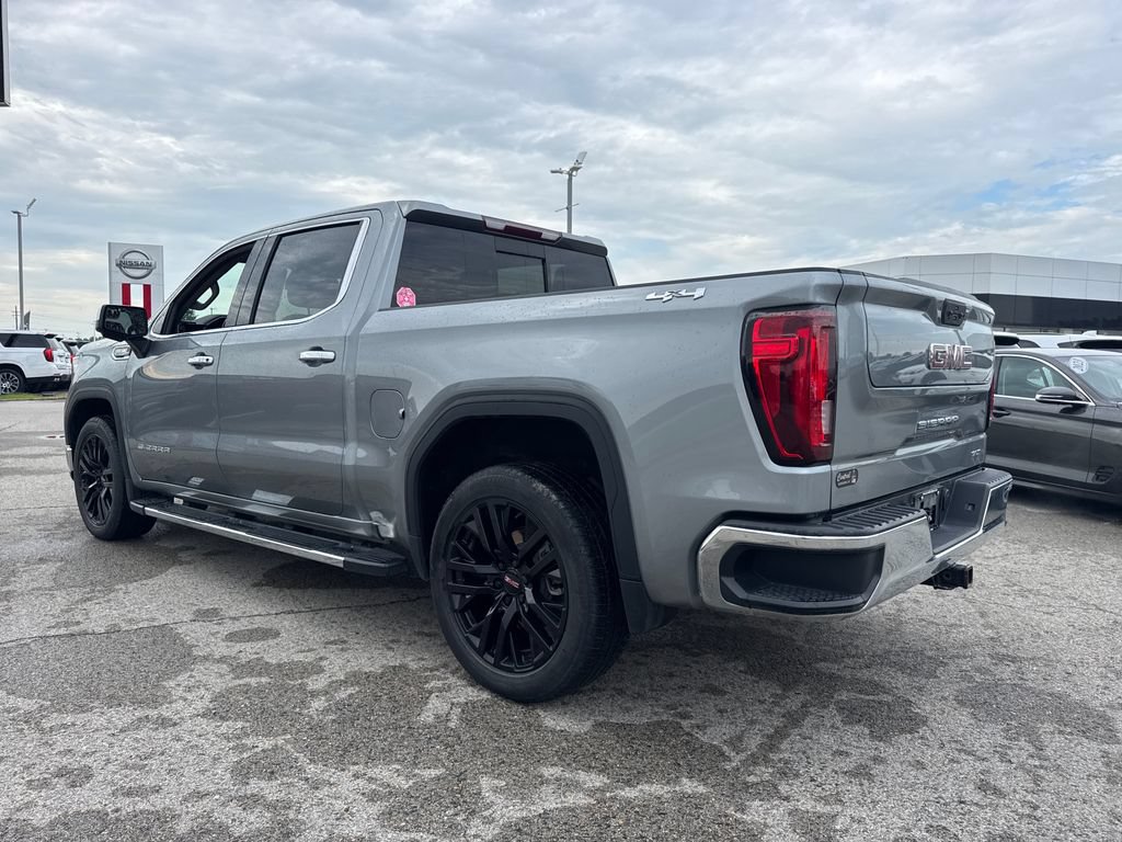 Used 2023 GMC Sierra 1500 SLT w/ SLT Premium Package AWD/4WD image 4