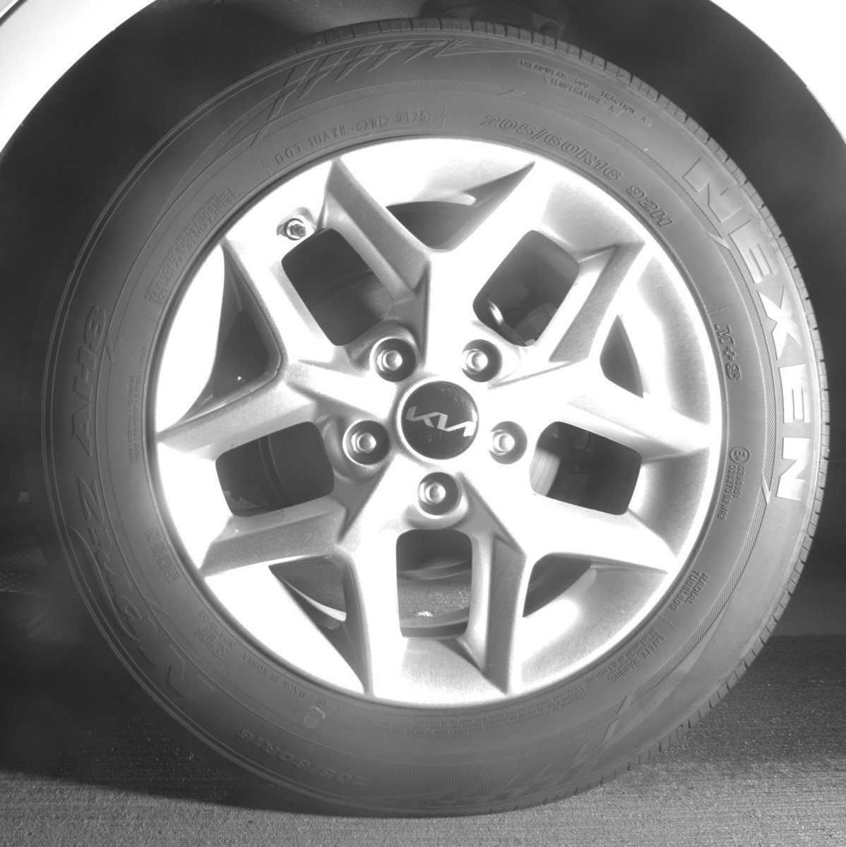 Used 2025 Kia Soul LX w/ LX Technology Package image 14