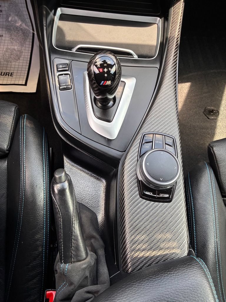 Used 2018 BMW M2 RWD image 35