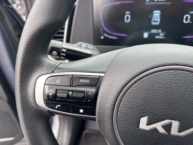 Used 2025 Kia Sportage LX image 22