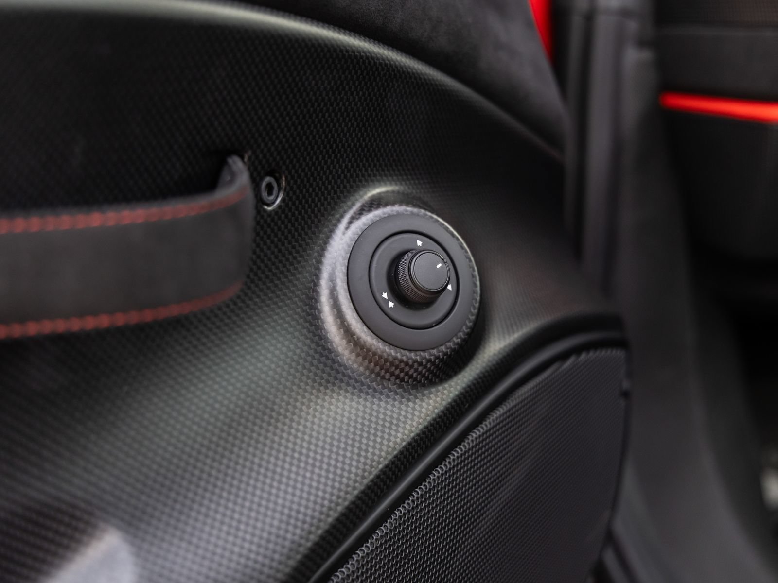 Used 2020 Ferrari 488 Pista Spider RWD image 41