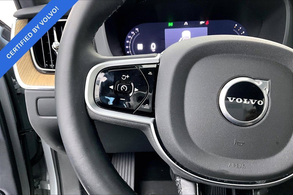 Used 2026 Volvo XC60 B5 Plus w/ Protection Package Premier AWD/4WD image 23