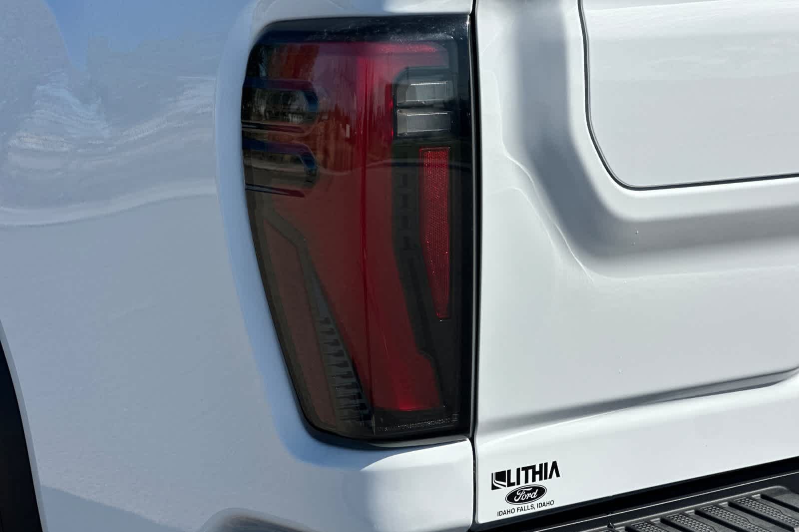 Used 2024 GMC Sierra 3500 AT4 w/ AT4 Premium Plus Package AWD/4WD image 27