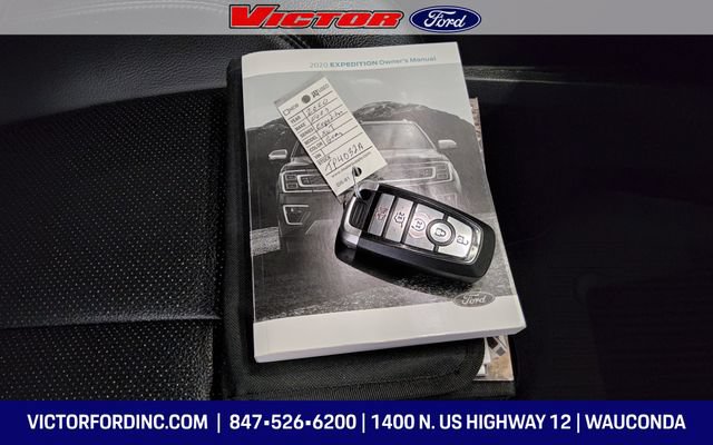 Used 2020 Ford Expedition XLT w/ Equipment Group 202A AWD/4WD image 18