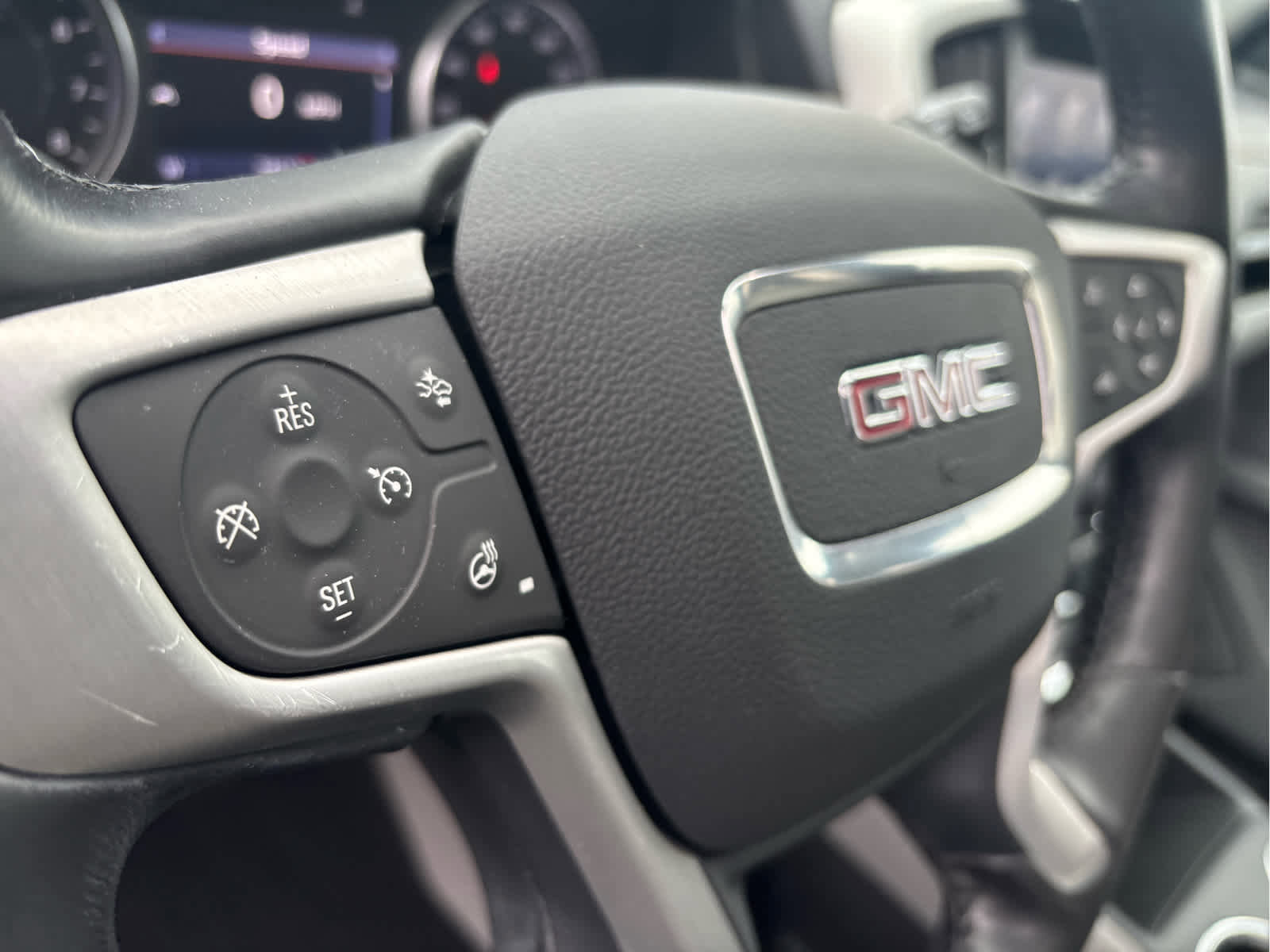 Used 2021 GMC Terrain SLT image 12