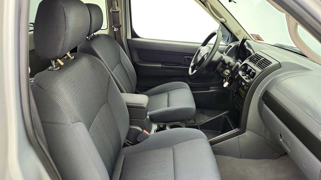 Used 2004 Nissan Frontier XE w/ (VTP) Value Truck Pkg image 20