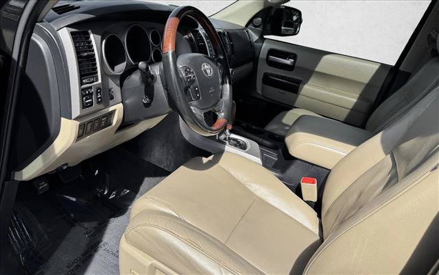 Used 2013 Toyota Sequoia Platinum AWD/4WD image 12