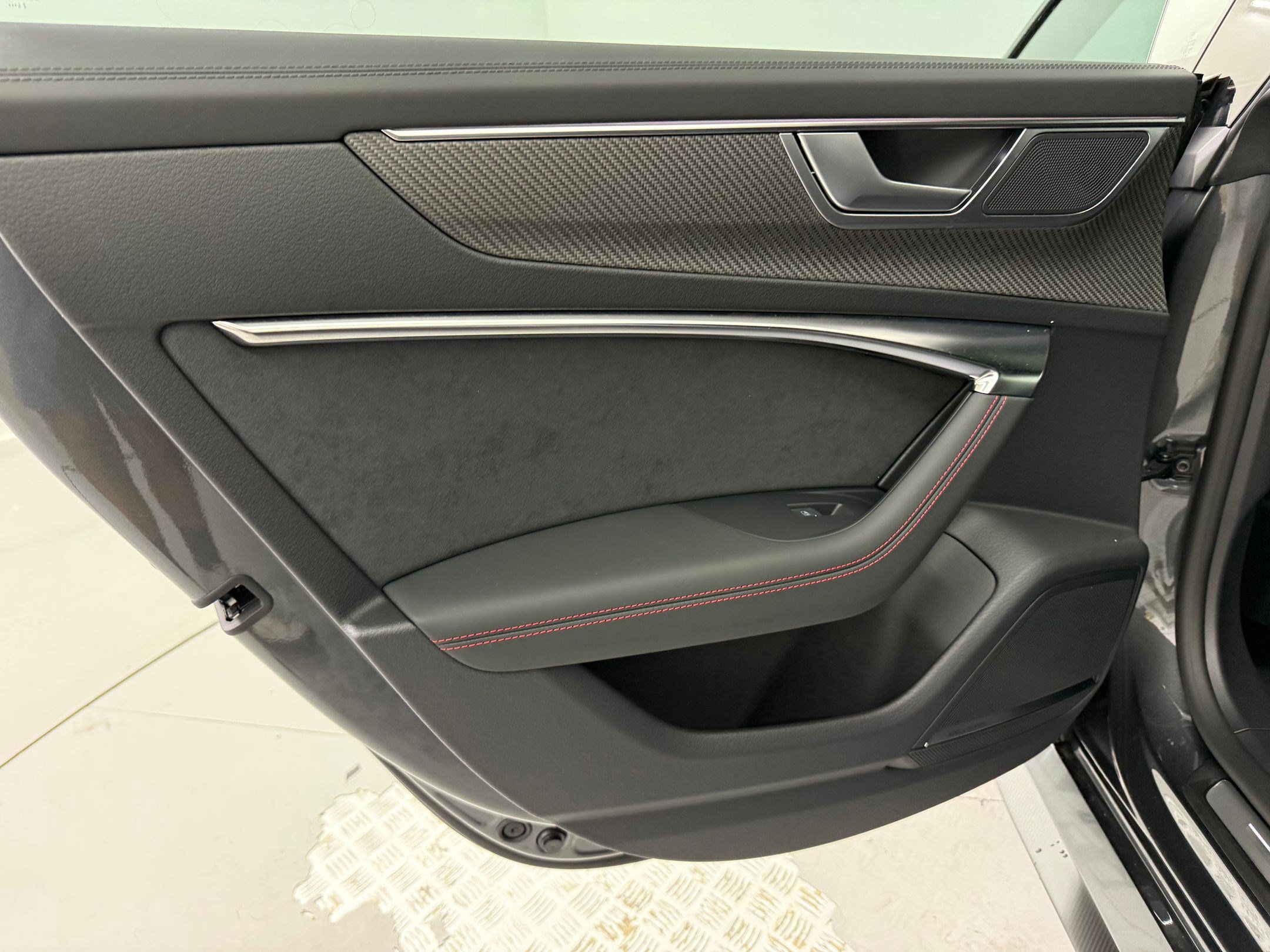 New 2026 Audi RS 7 Performance image 17