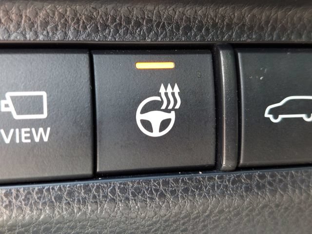 Used 2019 Toyota RAV4 Limited AWD/4WD image 39