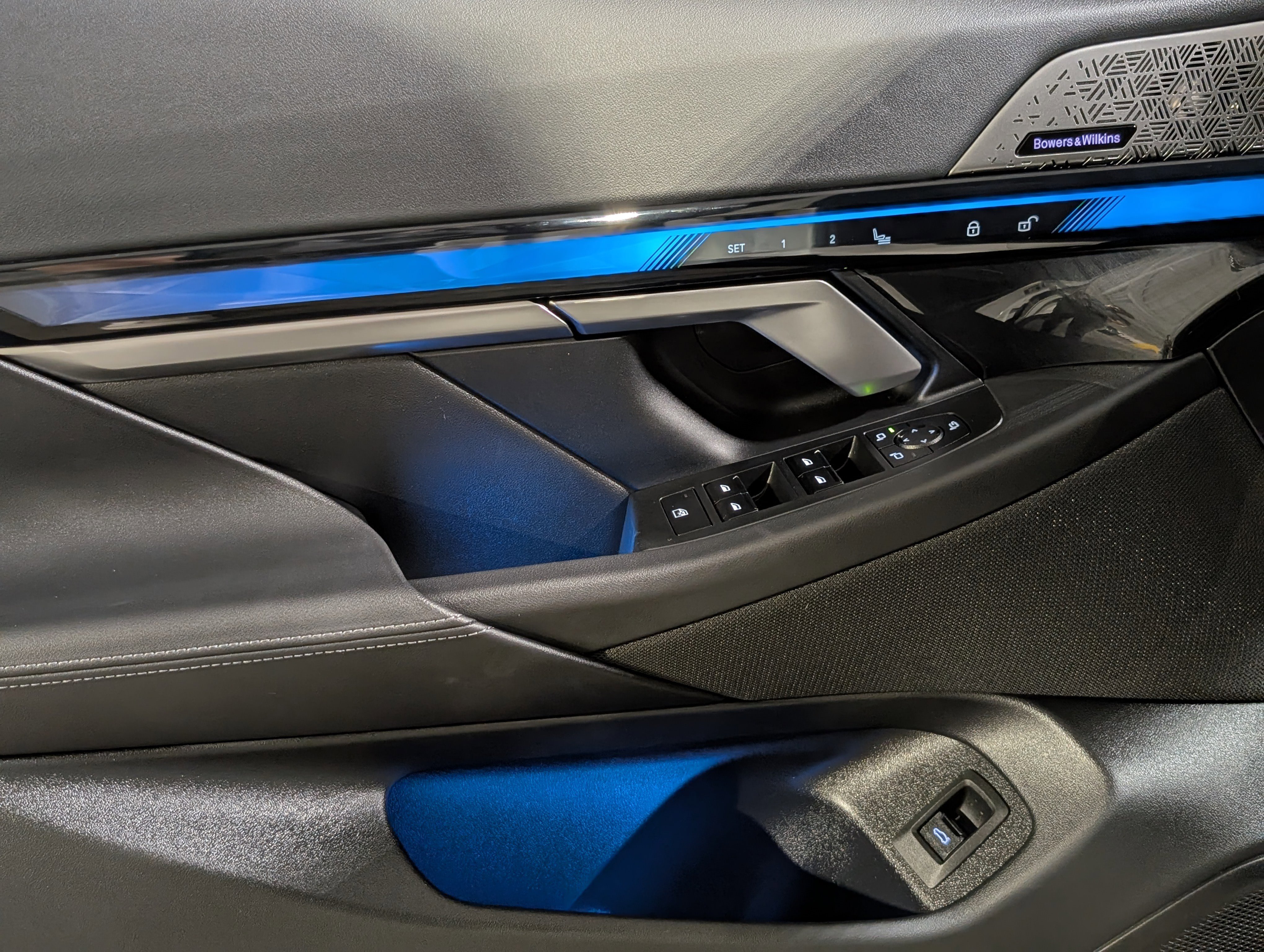 Used 2024 BMW i5 M60 w/ Premium Package image 20