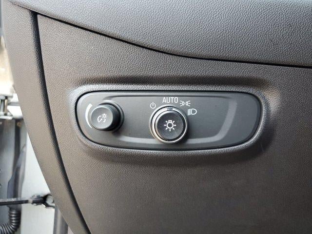 Used 2024 Chevrolet Equinox RS FWD image 30