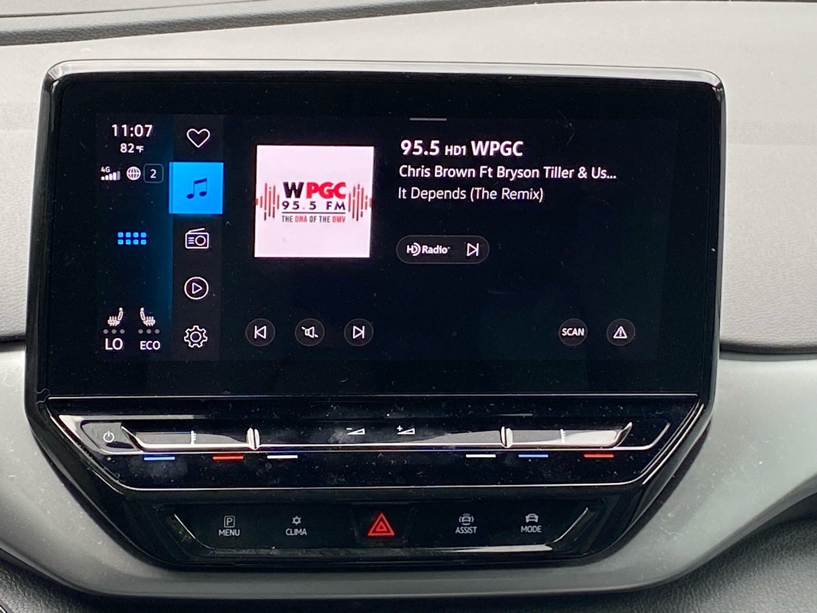 Certified 2022 Volkswagen ID.4 Pro RWD image 11
