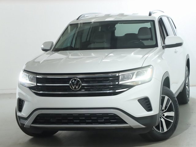 Used 2023 Volkswagen Atlas SE image 3