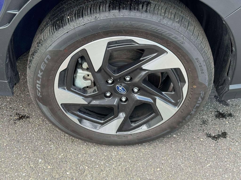 Certified 2024 Subaru Crosstrek 2.5i Limited w/ Crosstrek Mirror Package image 10