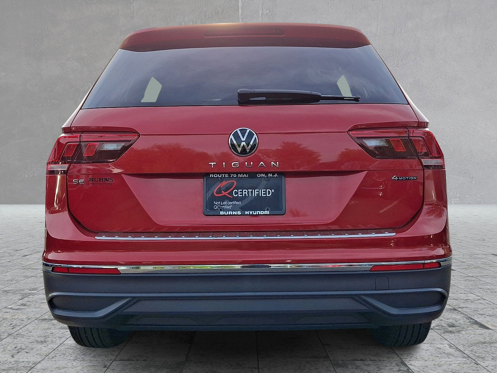 Used 2022 Volkswagen Tiguan SE AWD/4WD image 6
