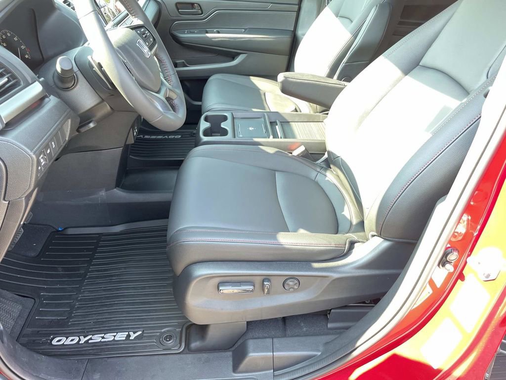 New 2026 Honda Odyssey Sport-L image 14