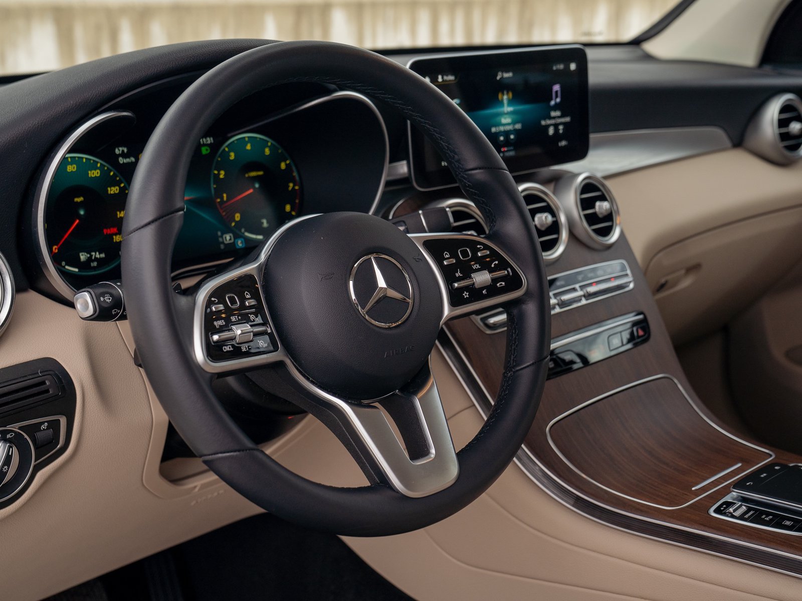 Certified 2022 Mercedes-Benz GLC 300 4MATIC image 17