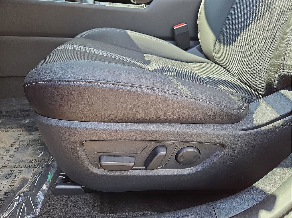 New 2025 MAZDA CX-50 AWD 2.5 S w/ Weather Package image 24