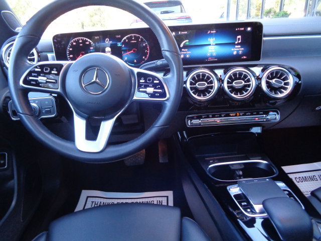 Used 2020 Mercedes-Benz CLA 250 4MATIC image 13