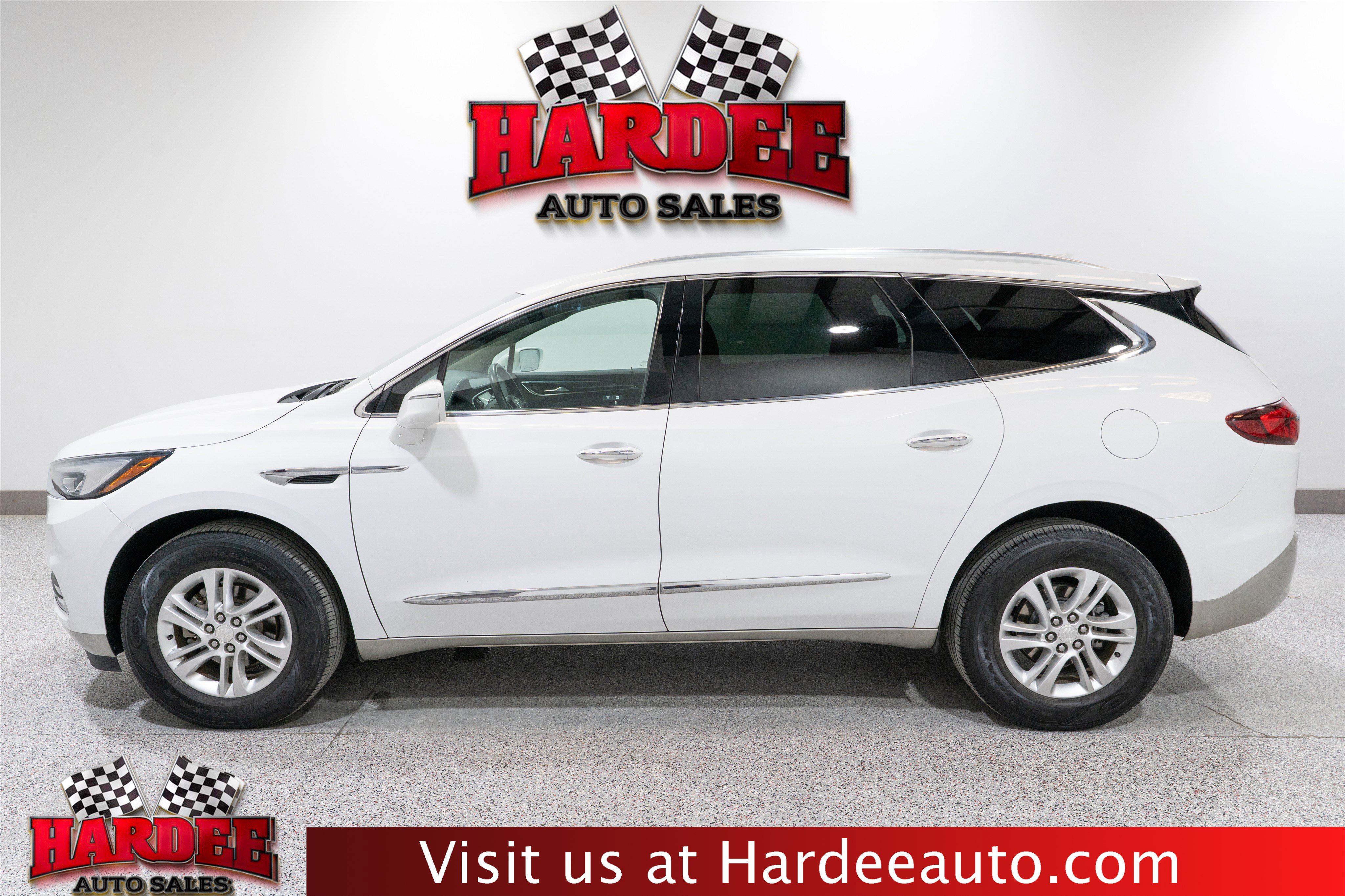 Used 2020 Buick Enclave Essence w/ Sound and Sites Package image 1