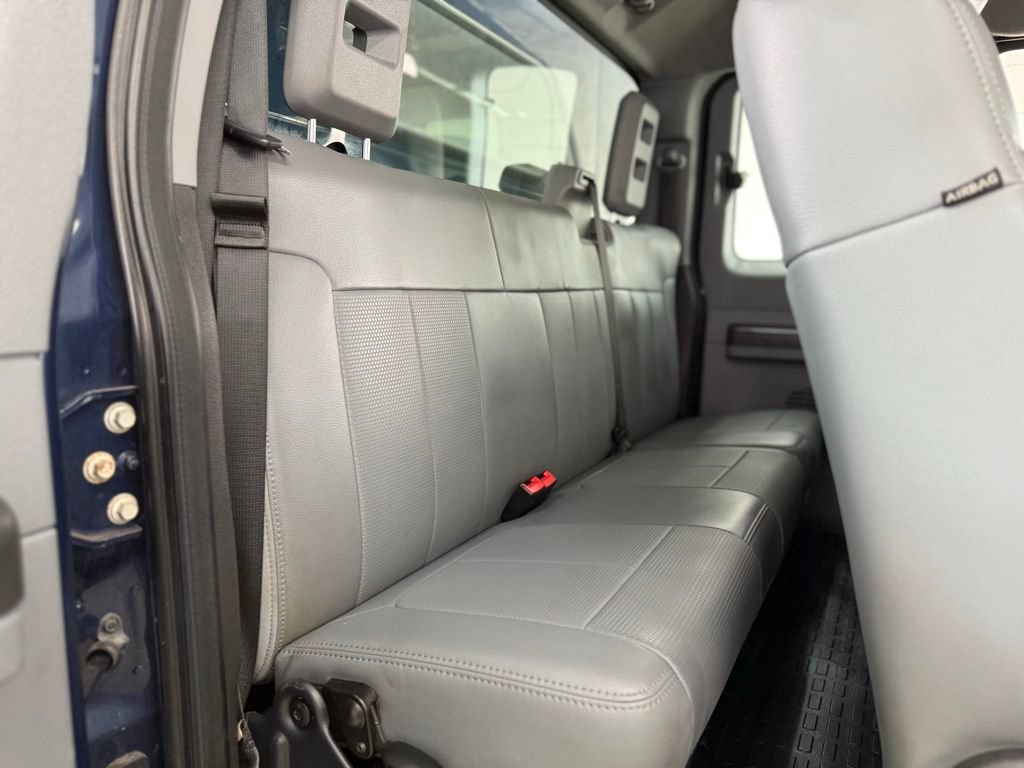 Used 2011 Ford F550 4x4 SuperCab Super Duty w/ PWR Equipment Group image 47