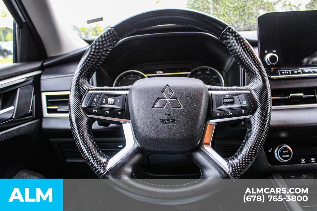 Used 2024 Mitsubishi Outlander SE FWD image 27