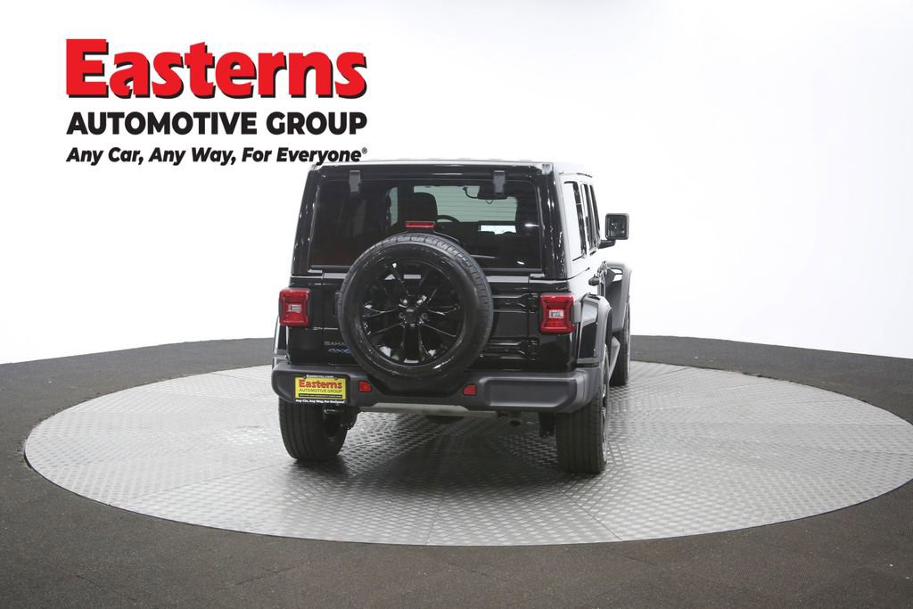 Used 2025 Jeep Wrangler Unlimited Sahara AWD/4WD image 34