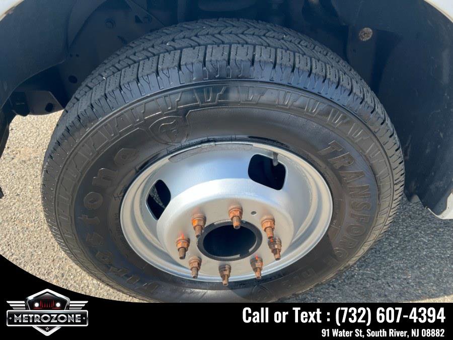 Used 2008 Ford F350 XLT image 28