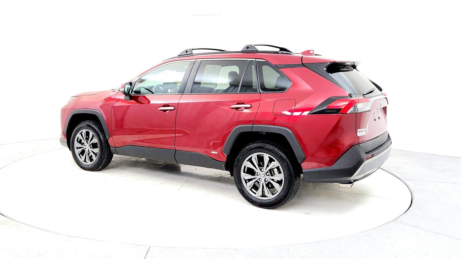 Used 2024 Toyota RAV4 Limited image 4