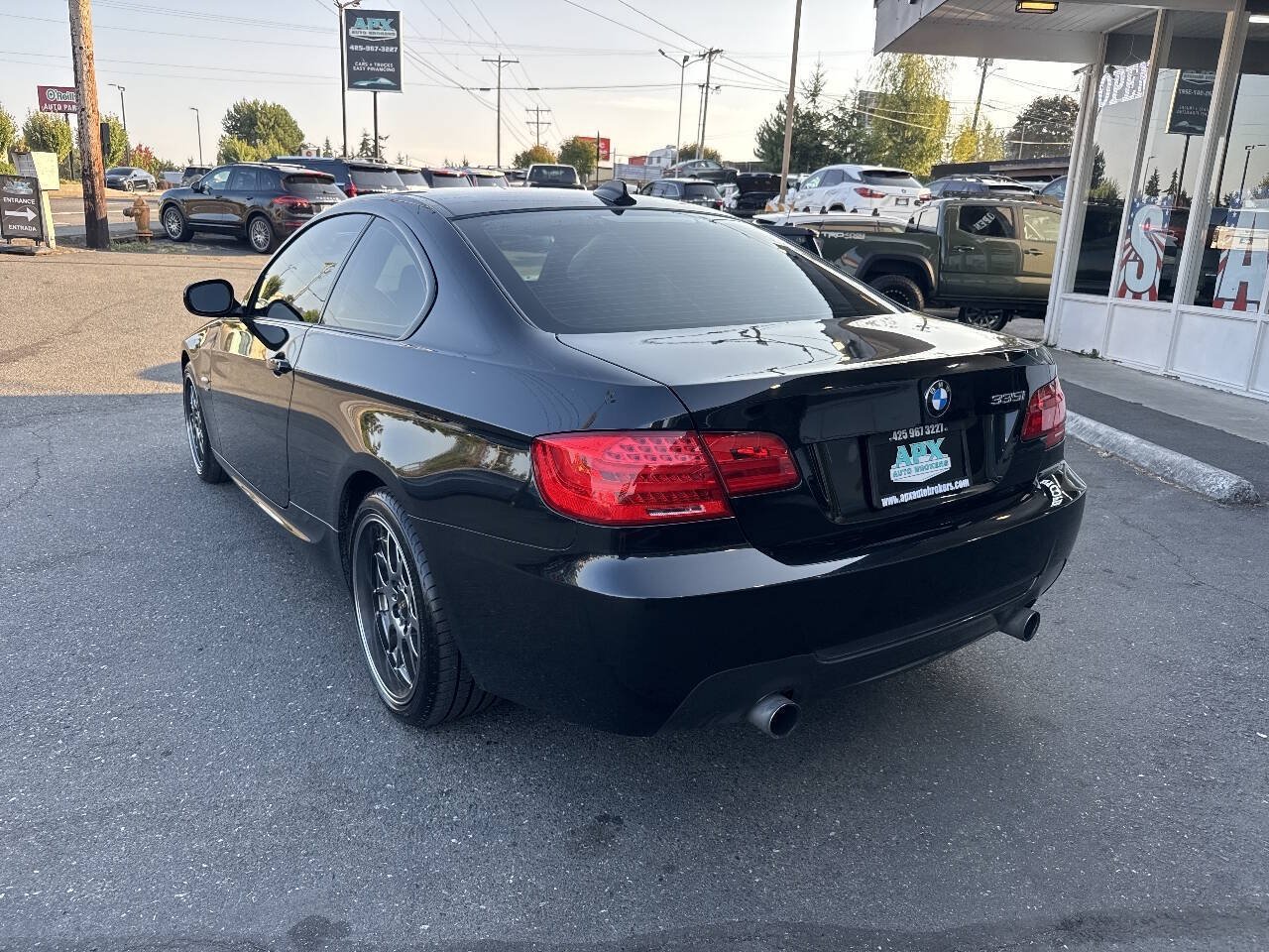 Used 2013 BMW 335i xDrive Coupe AWD/4WD image 4