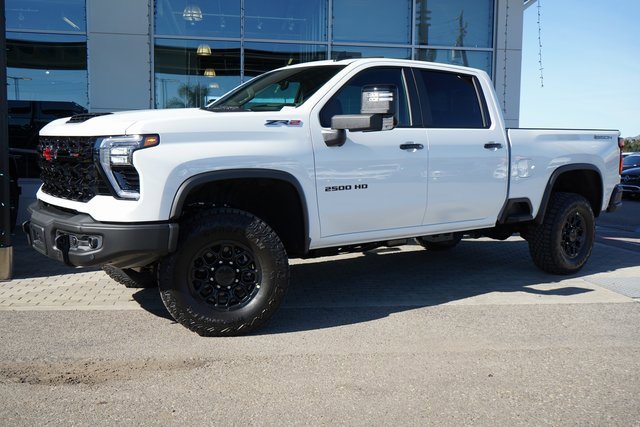 New 2026 Chevrolet Silverado 2500 ZR2 w/ ZR2 Bison Edition image 4