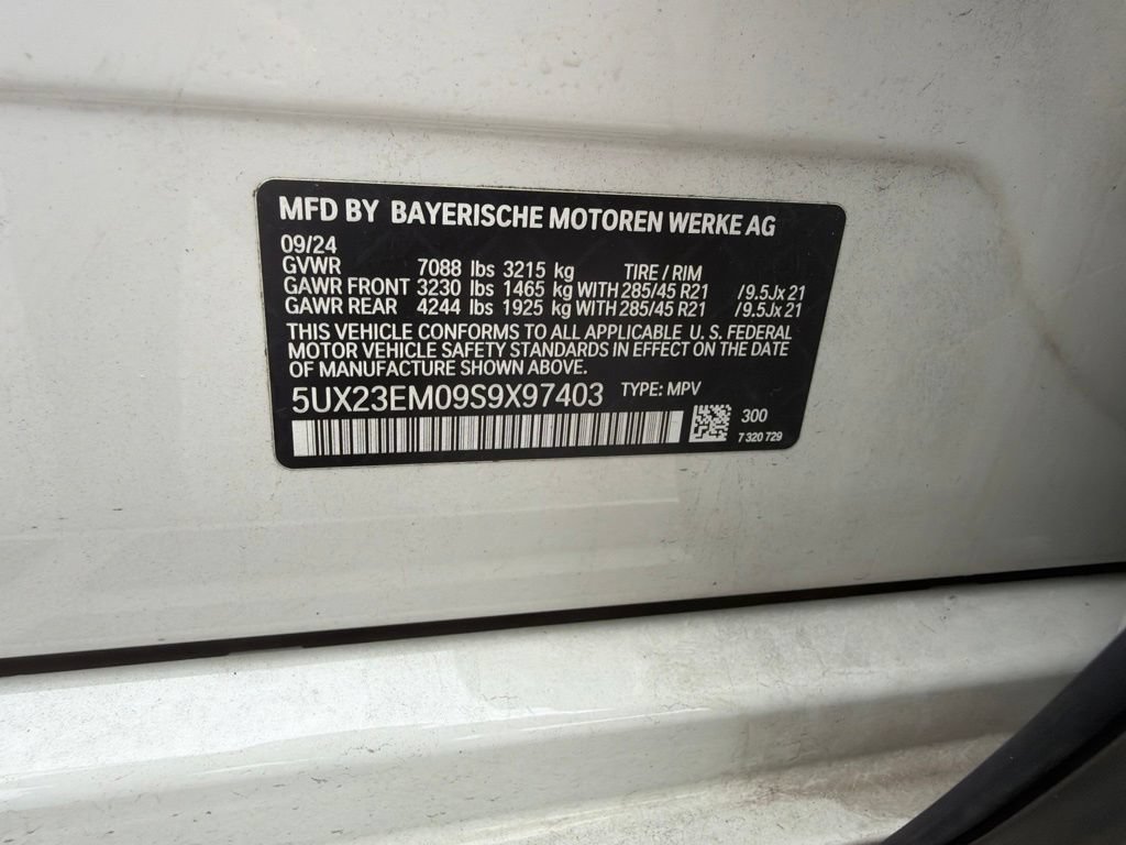 Used 2025 BMW X7 xDrive40i AWD/4WD image 12