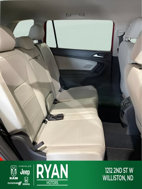 Used 2019 Volkswagen Tiguan SE FWD image 32