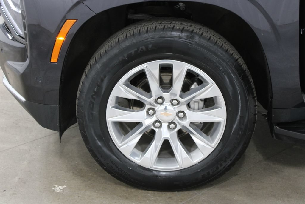 Used 2025 Chevrolet Tahoe Premier RWD image 58