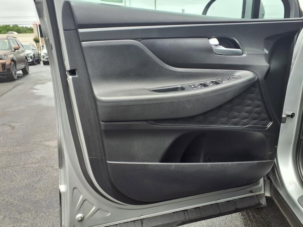 Used 2023 Hyundai Santa Fe SE w/ Cargo Package image 7