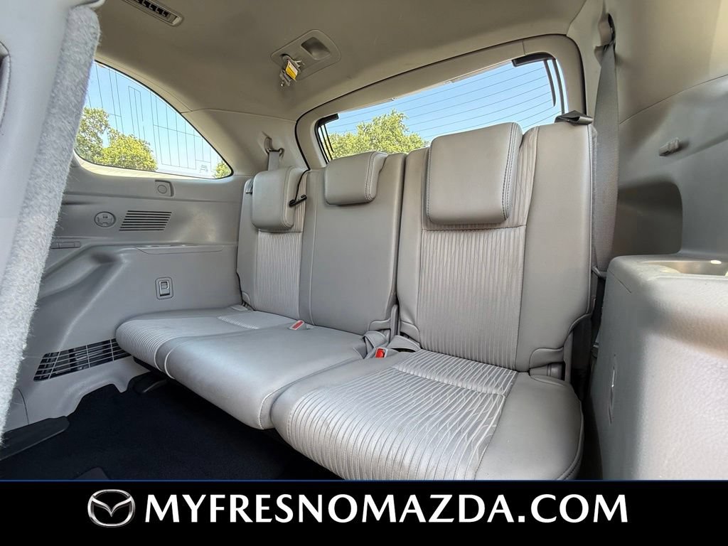 Used 2018 Toyota Highlander Plus w/ Preferred Accessory Package AWD/4WD image 40