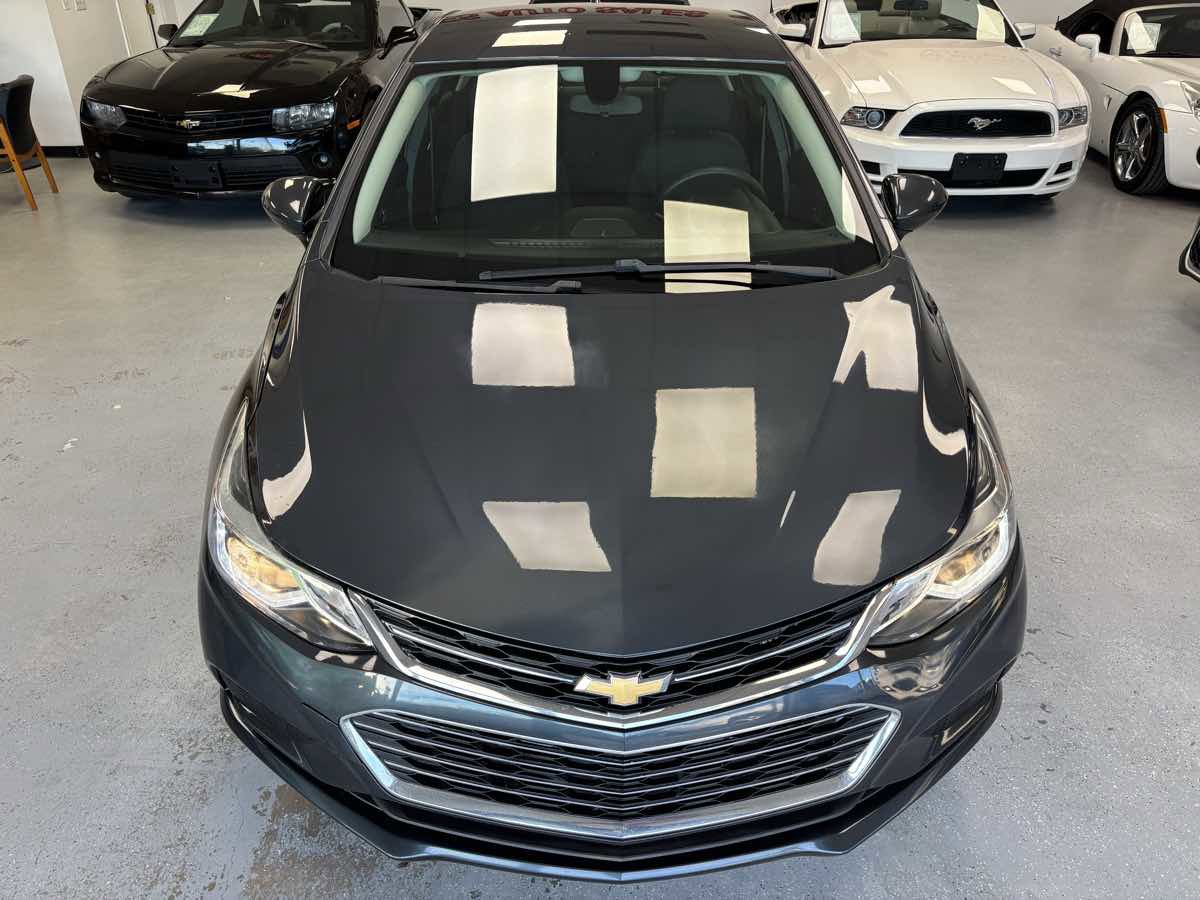 Used 2018 Chevrolet Cruze LT w/ Convenience Package image 7