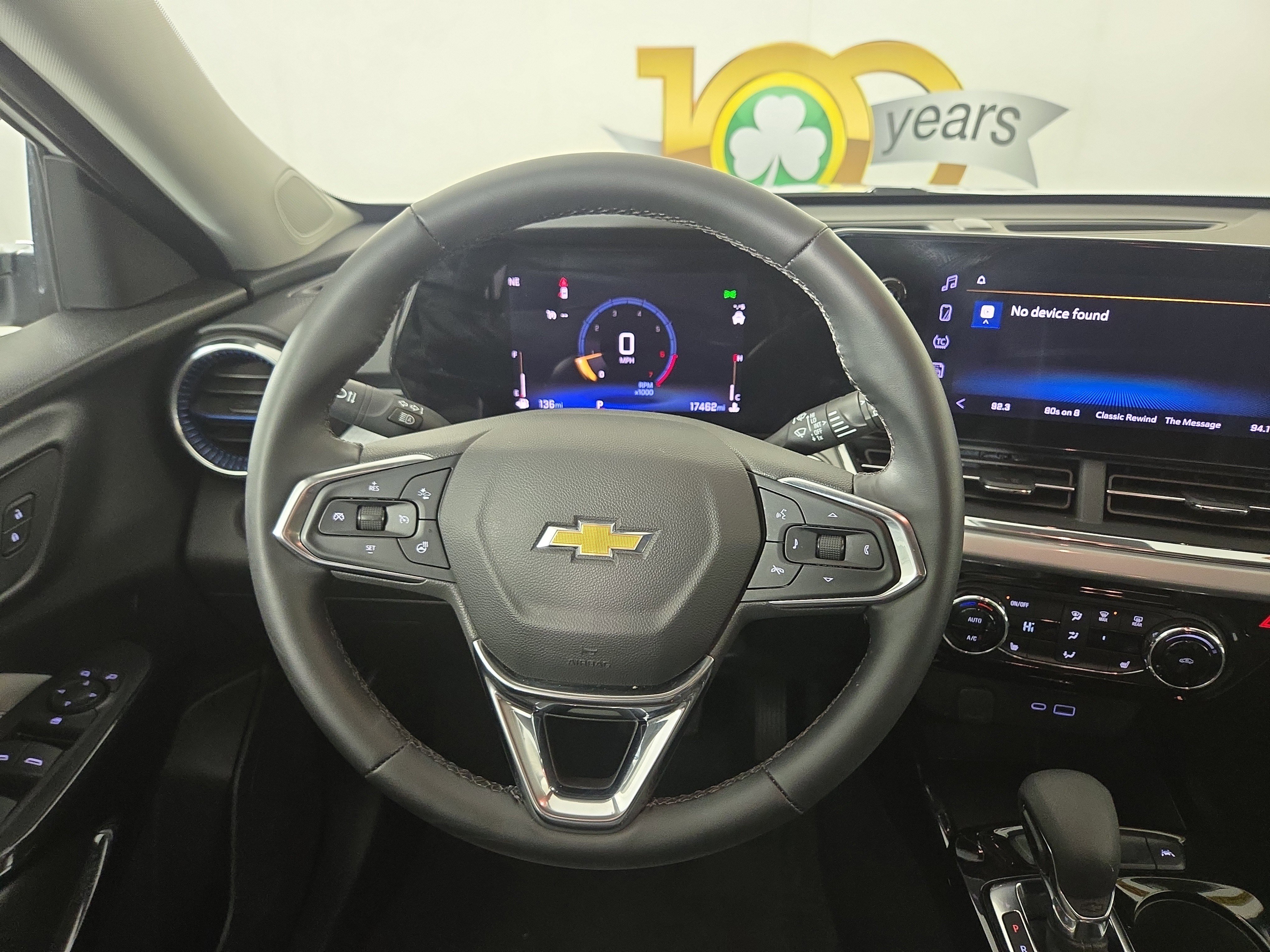 Used 2025 Chevrolet Trax LT w/ LT Convenience Package image 15