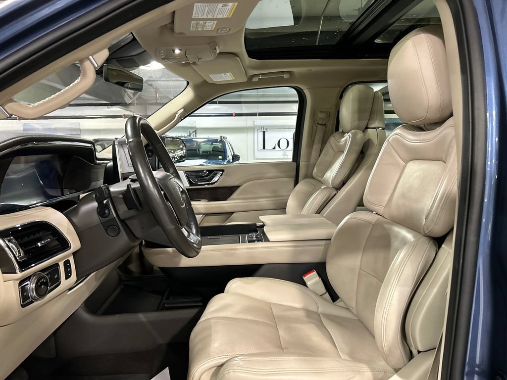 Used 2020 Lincoln Navigator L Reserve w/ Luxury Package AWD/4WD image 10