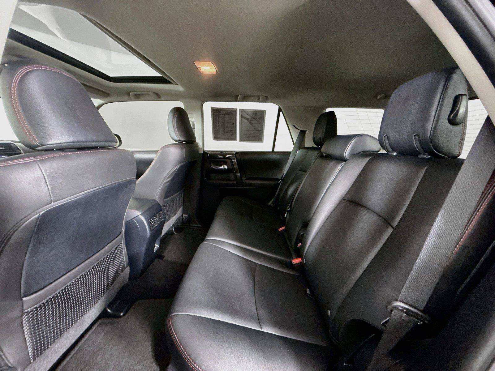 Certified 2024 Toyota 4Runner TRD Off-Road Premium w/ Moonroof Package AWD/4WD image 31