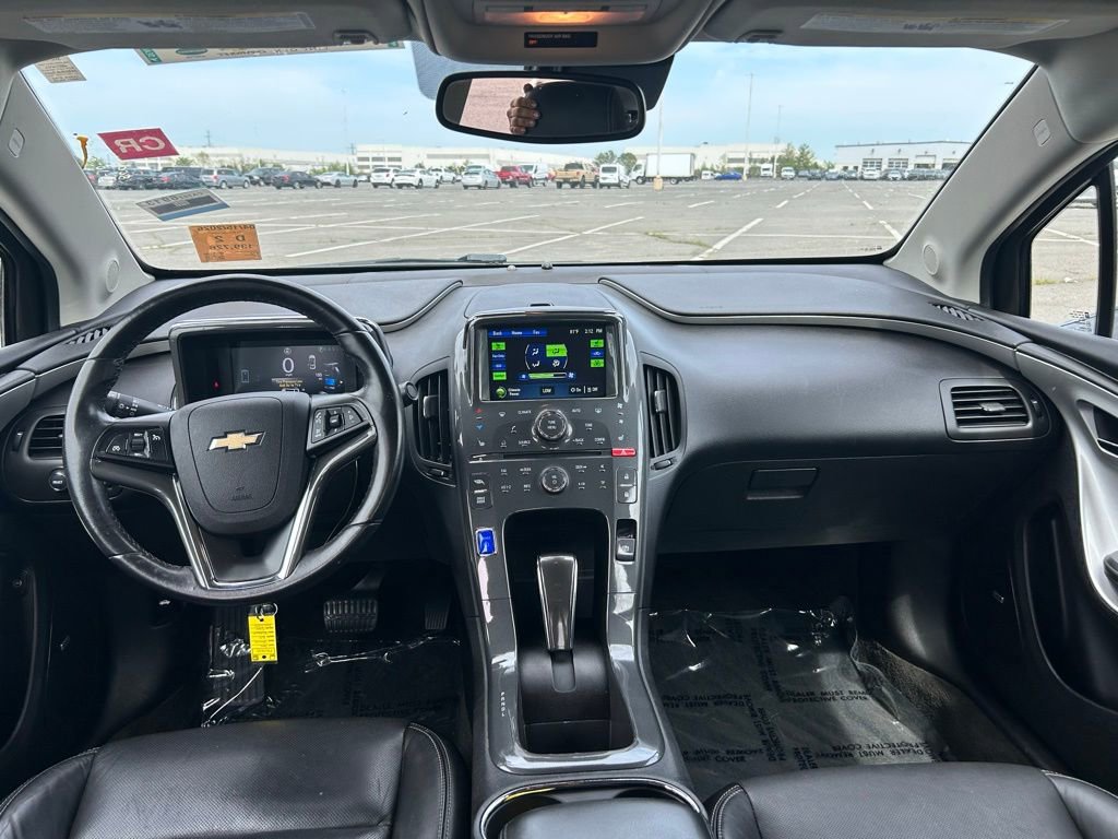 Used 2012 Chevrolet Volt Premium w/ Premium Trim Package FWD image 19