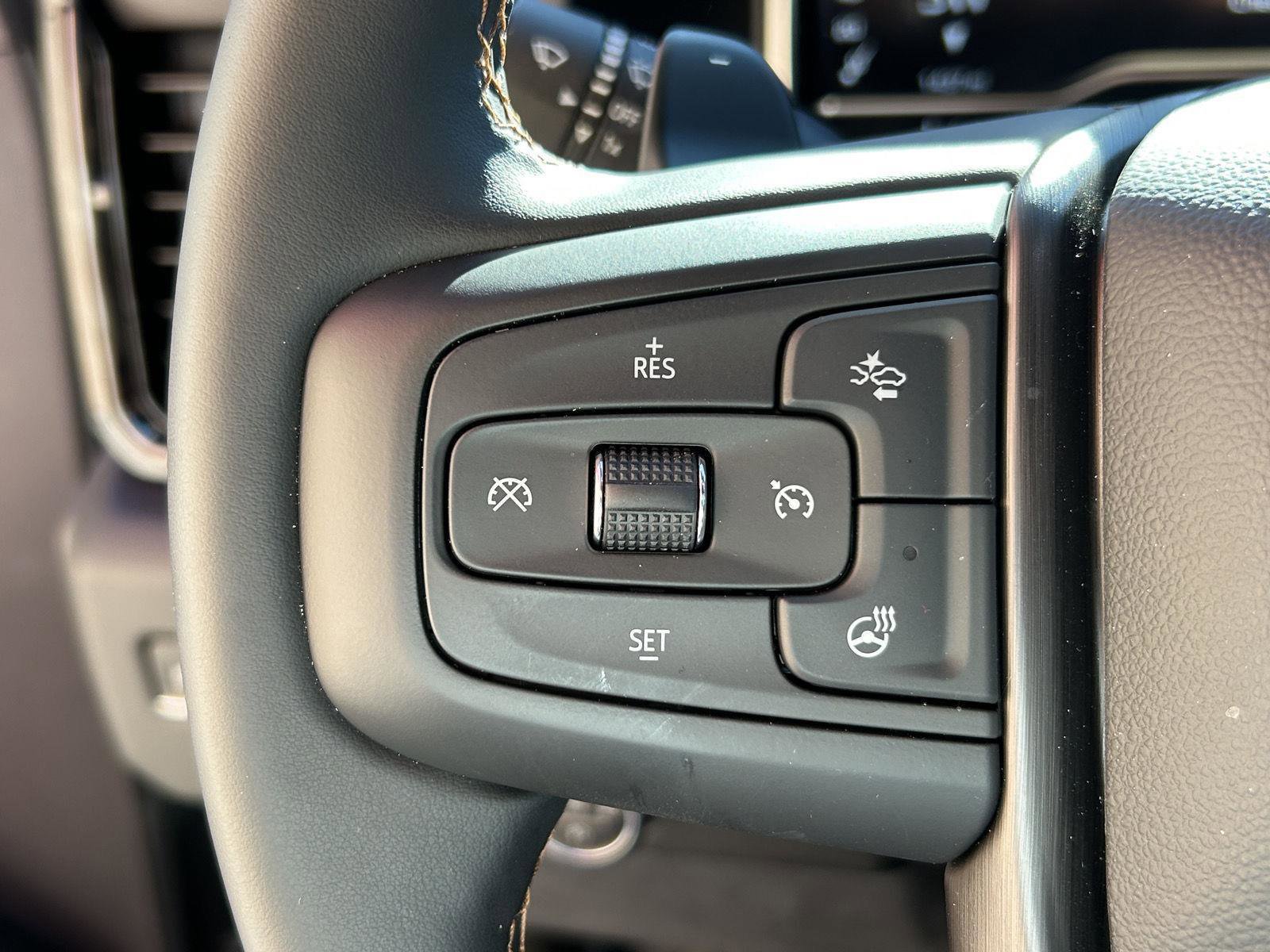 Used 2025 GMC Sierra 1500 AT4 w/ AT4 Premium Package image 34