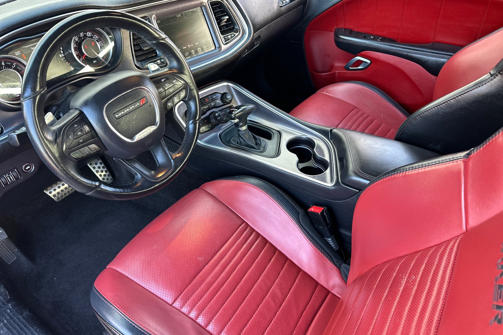 Used 2016 Dodge Challenger R/T Plus RWD image 10