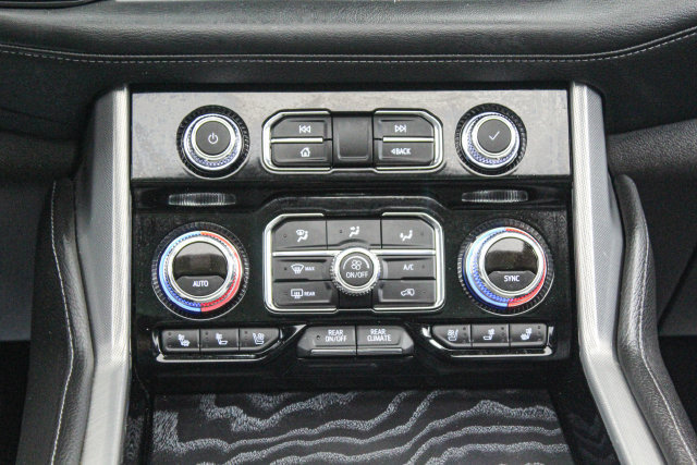 Certified 2021 GMC Yukon Denali w/ Denali Premium Package AWD/4WD image 24