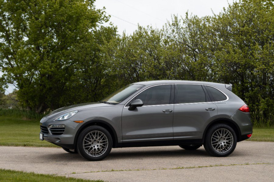 Used 2013 Porsche Cayenne Diesel AWD/4WD image 2
