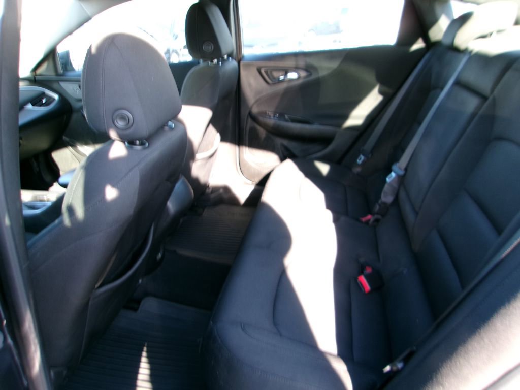 Used 2018 Chevrolet Malibu LS w/ LPO, Convenience Package 2 image 11