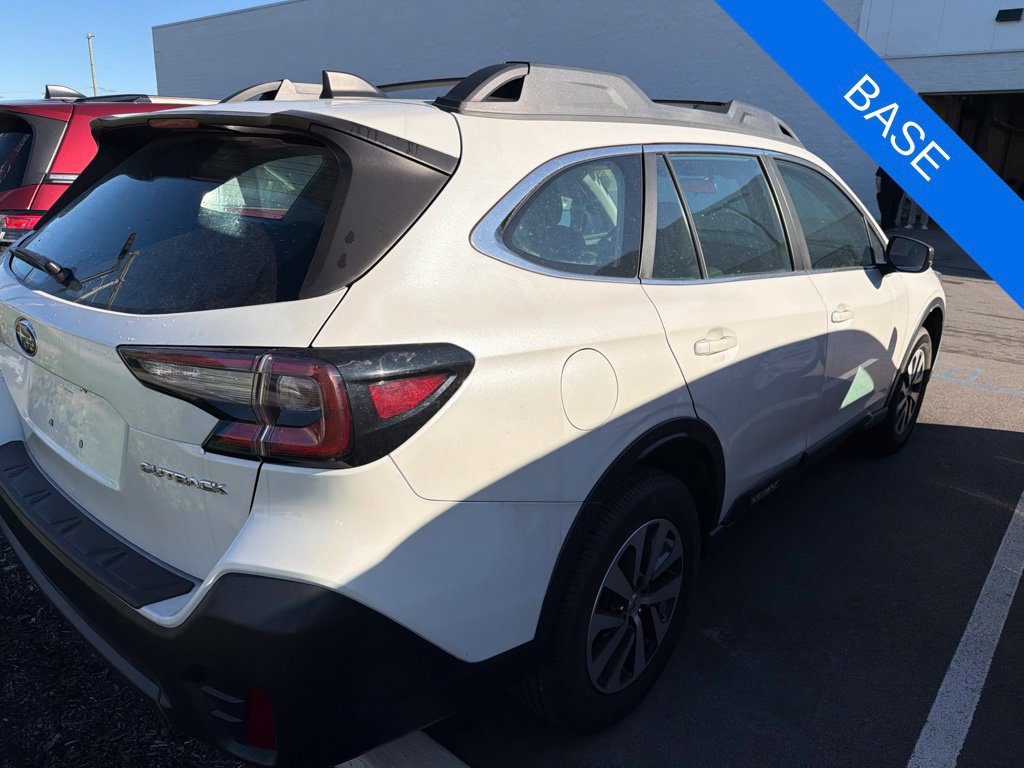 Used 2022 Subaru Outback AWD/4WD image 4