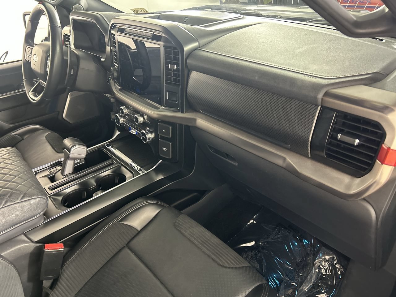 Used 2023 Ford F150 Raptor w/ Raptor 37 Performance Package AWD/4WD image 28
