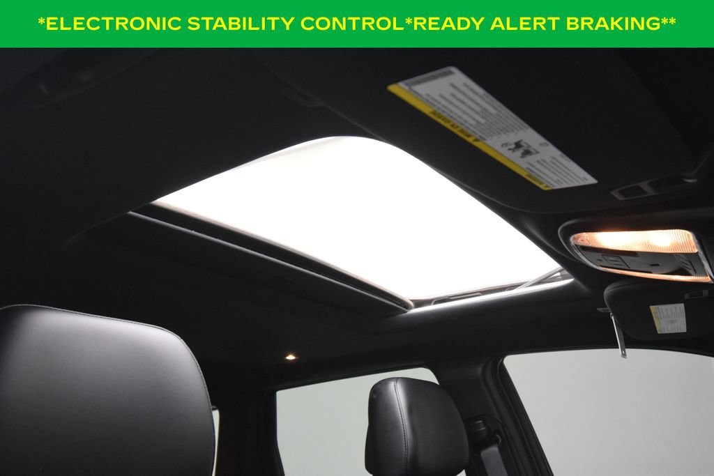 Used 2021 Jeep Grand Cherokee Limited w/ Premium Lighting Group AWD/4WD image 19